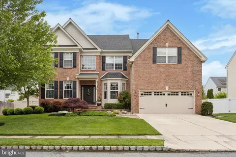 32 Normandy Rd, Marlton, NJ 08053