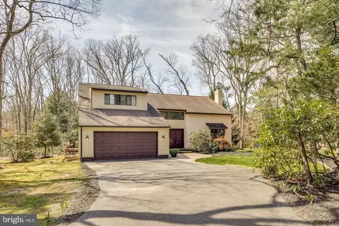 63 Big Bear Ct, Medford, NJ 08055