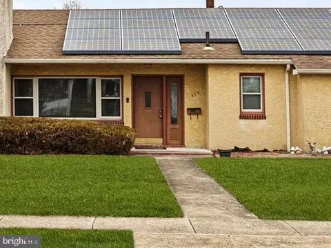 615 Park Ave, Burlington, NJ 08016