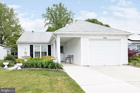 14 Dunstable Rd, Southampton, NJ 08088