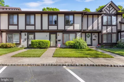 108 Poplar Ct, Lumberton, NJ 08048