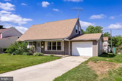 95 Hazelwood Cir, Willingboro, NJ 08046