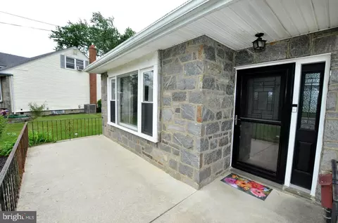 480 Willow Dr, Cinnaminson, NJ 08077 photo 3