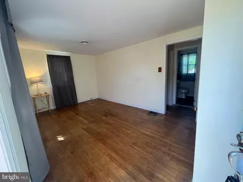 420 Stiles Ave, Maple Shade, NJ 08052 photo 4