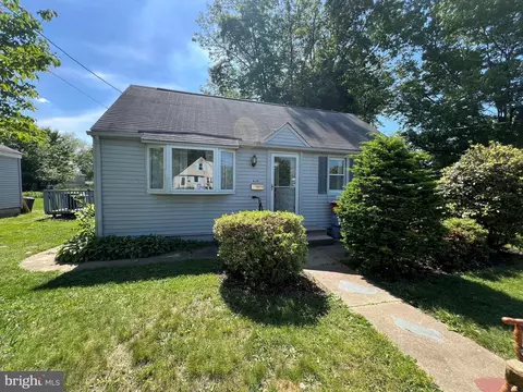 420 Stiles Ave, Maple Shade, NJ 08052 photo 2