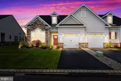 58 Bridge Blvd, Eastampton, NJ 08060