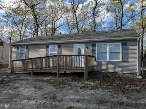 204 Bayberry St, Browns Mills, NJ 08015