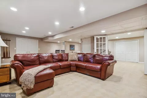 9 Pheasant Dr, Mount Laurel, NJ 08054 photo 34