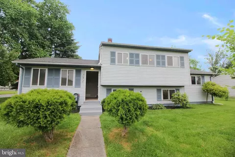 251 Harvard Ave, Pemberton, NJ 08068