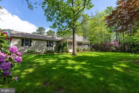 183 Columbus Ave, Browns Mills, NJ 08015
