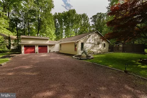 14 Arkansas Trl, Medford, NJ 08055