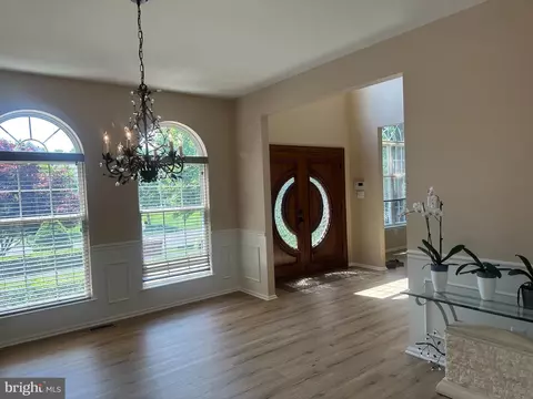 Entry Way - 2 Cattail Dr, Mount Laurel, NJ 08054 photo 5 of 20