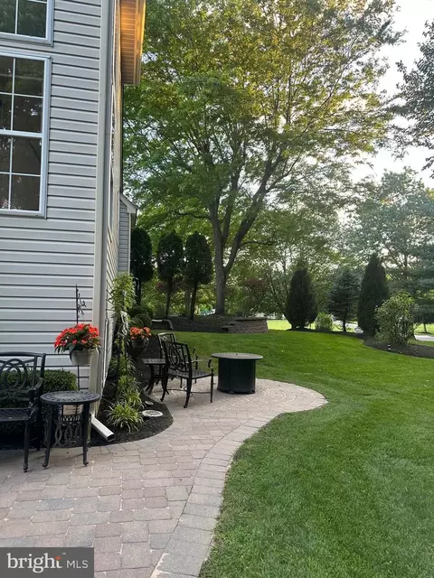 Exterior - 2 Cattail Dr, Mount Laurel, NJ 08054 photo 13 of 17