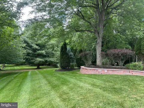 Exterior - 2 Cattail Dr, Mount Laurel, NJ 08054 photo 6 of 17