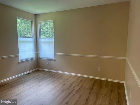 Living - 2 Cattail Dr, Mount Laurel, NJ 08054 photo 7 of 9