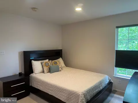 Bedroom - 2 Cattail Dr, Mount Laurel, NJ 08054 photo 5 of 9