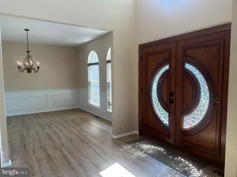 Entry Way - 2 Cattail Dr, Mount Laurel, NJ 08054 photo 4 of 20