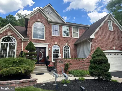 Exterior - 2 Cattail Dr, Mount Laurel, NJ 08054 photo 2 of 17
