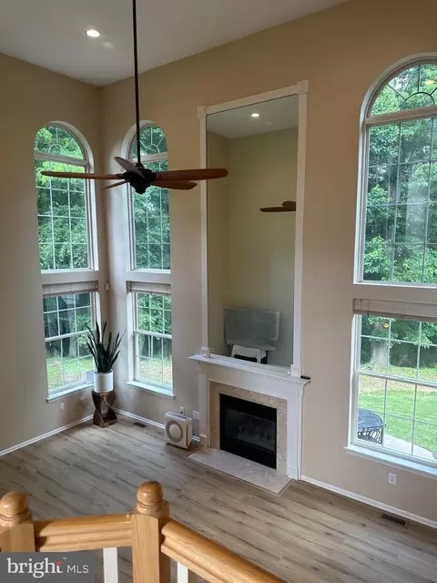 Living - 2 Cattail Dr, Mount Laurel, NJ 08054 photo 2 of 9
