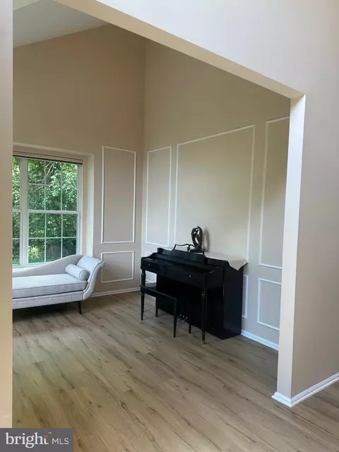 Entry Way - 2 Cattail Dr, Mount Laurel, NJ 08054 photo 6 of 20
