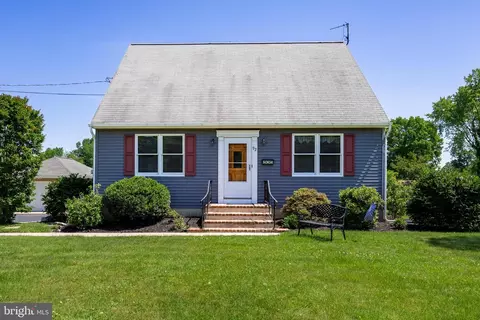 92 E Main St, Marlton, NJ 08053