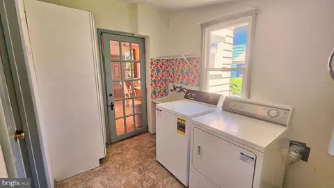 Entry Way - 304 Union Ave, Delanco, NJ 08075 photo 7 of 13