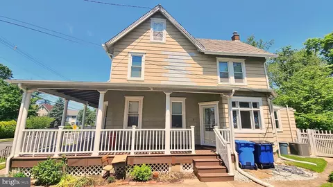 Exterior - 304 Union Ave, Delanco, NJ 08075 photo 5 of 10