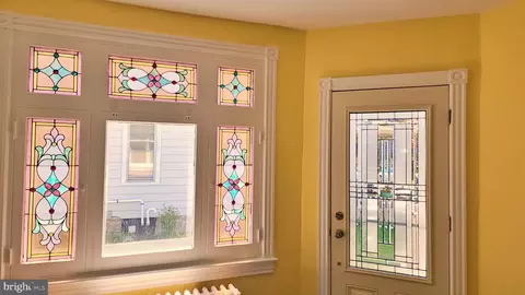 Entry Way - 304 Union Ave, Delanco, NJ 08075 photo 2 of 13