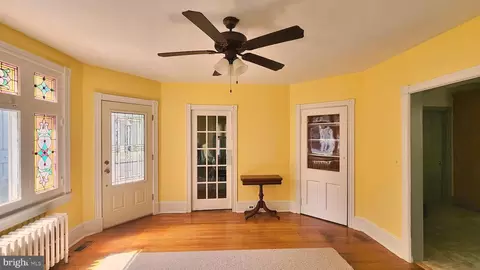 Entry Way - 304 Union Ave, Delanco, NJ 08075 photo 1 of 13