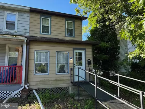 1218 Bannard St, Cinnaminson, NJ 08077