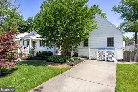 411 Sunset Ave, Maple Shade, NJ 08052 photo 2