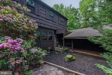 93 Taunton Rd, Medford, NJ 08055