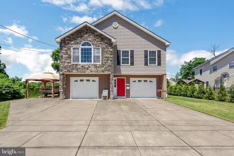 119 Polk St, Riverside, NJ 08075