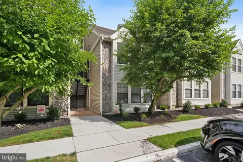 53 Summit Ct, Marlton, NJ 08053