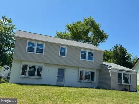 42 Marboro Ln, Willingboro, NJ 08046