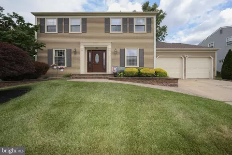 26 Utica Rd, Marlton, NJ 08053