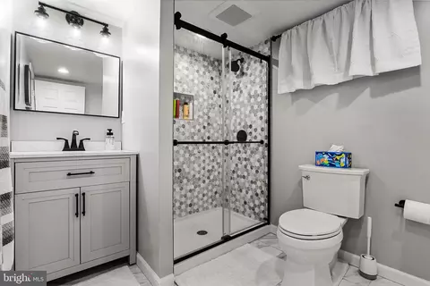 Bath - 210 Jan Dr, Cinnaminson, NJ 08077 photo 2 of 2