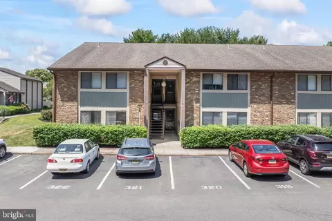 115 E Kings Hwy #209, Maple Shade, NJ 08052