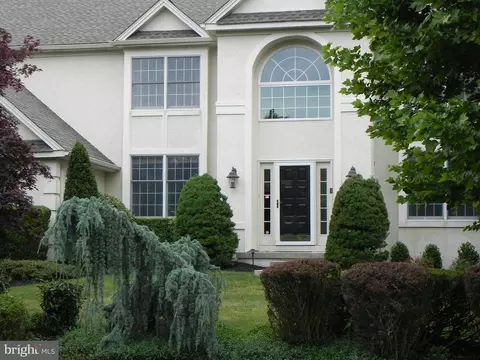 23 Austin Ct, Mount Laurel, NJ 08054