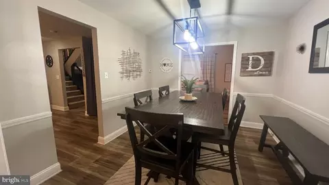 Entry Way - 239 Split Rail Ct, Delran, NJ 08075 photo 12 of 23