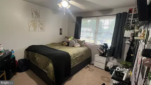 Bedroom - 239 Split Rail Ct, Delran, NJ 08075 photo 6 of 9