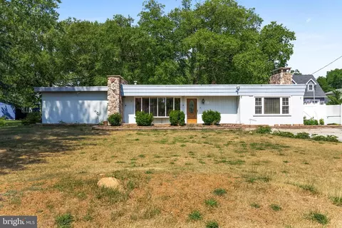84 Alden Ave, Delran, NJ 08075