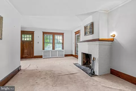 427 E Main St, Moorestown, NJ 08057 photo 5
