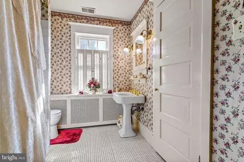 427 E Main St, Moorestown, NJ 08057 photo 23