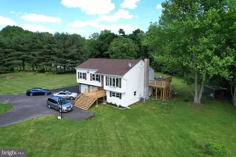 1020 Hedding Jacksonville Rd, Bordentown, NJ 08505