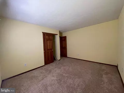Bedroom - 6 Witherod Ct, Mount Laurel, NJ 08054 photo 4 of 7