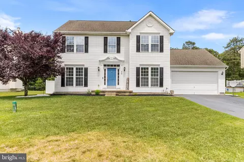 419 Montana Trl, Browns Mills, NJ 08015