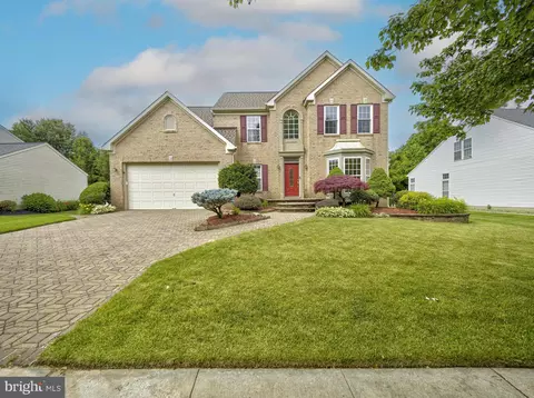 6 Brookside Dr, Bordentown, NJ 08505