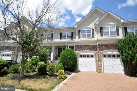 16 Yorkshire Ln, Westampton, NJ 08060