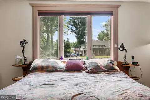 Bedroom - 101 Wayne Dr, Cinnaminson, NJ 08077 photo 8 of 11